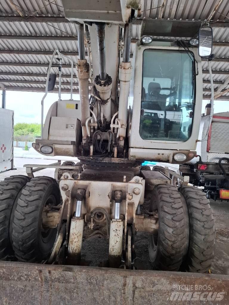 JCB JCB JS 175W Escavadoras de rodas