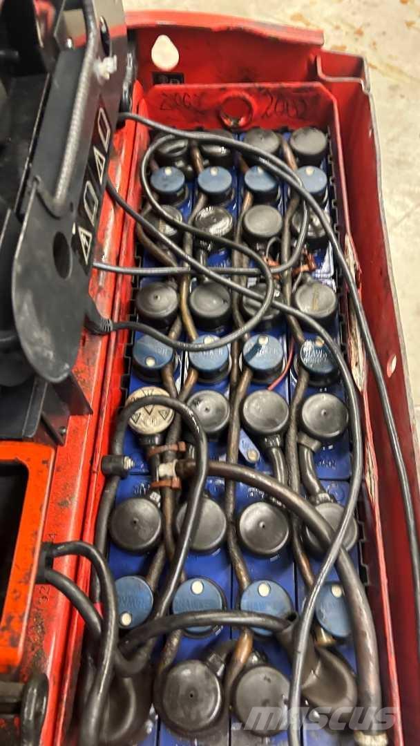 Linde T16 Empilhador para operador externo