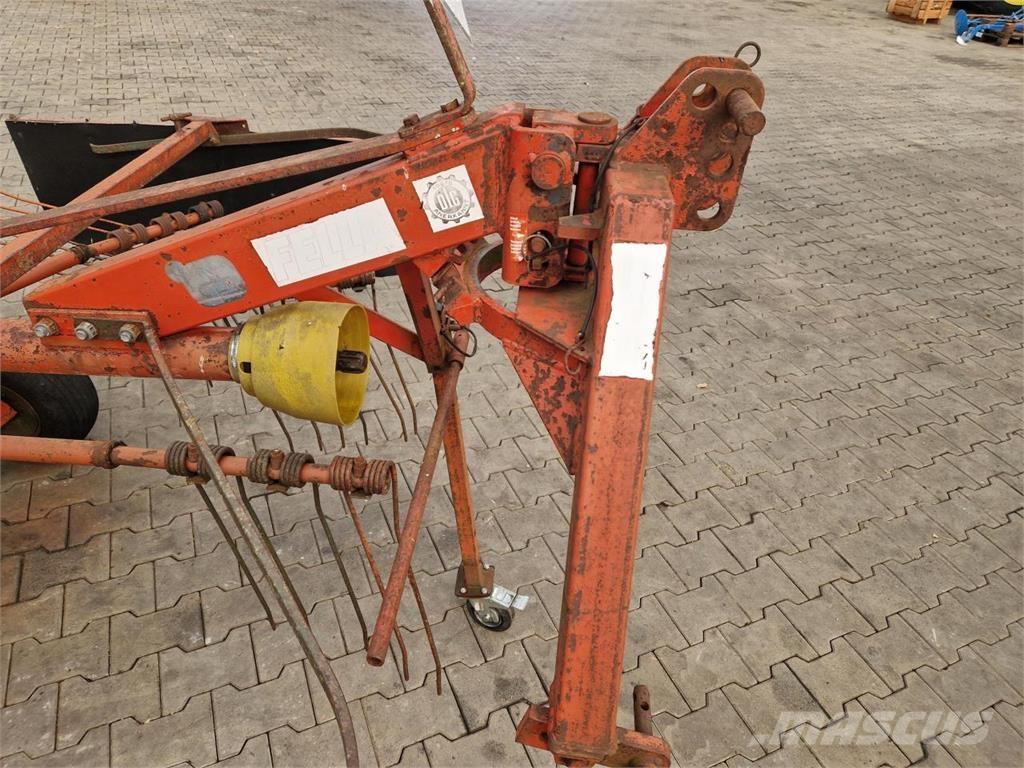 Fella TS 325 Gadanheiras-fileiras