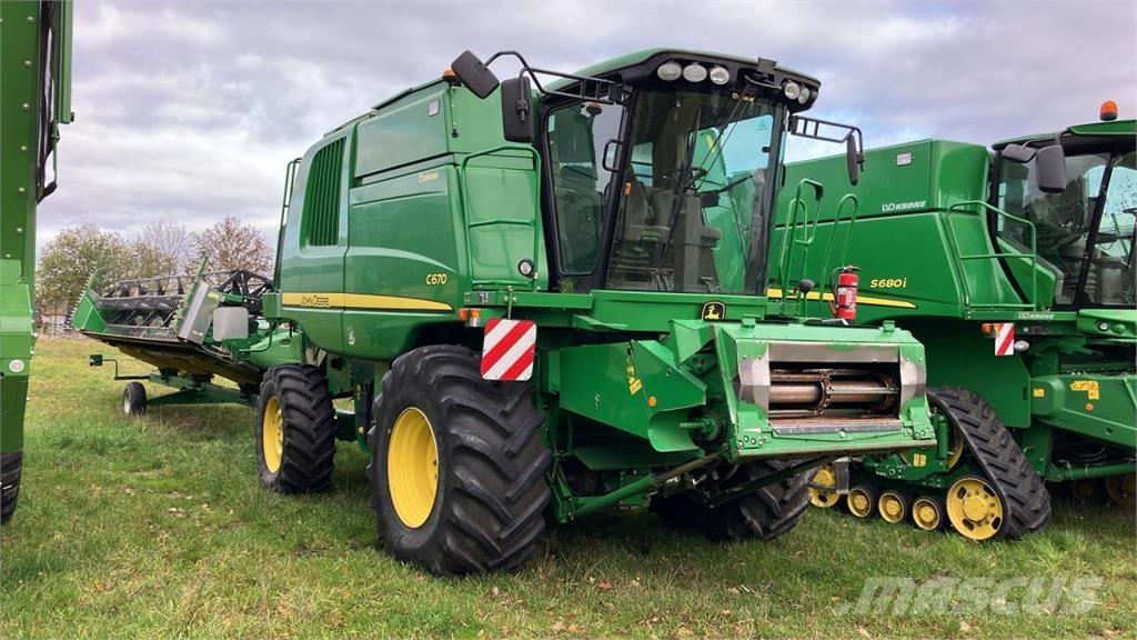 John Deere C 670 Ceifeiras debulhadoras
