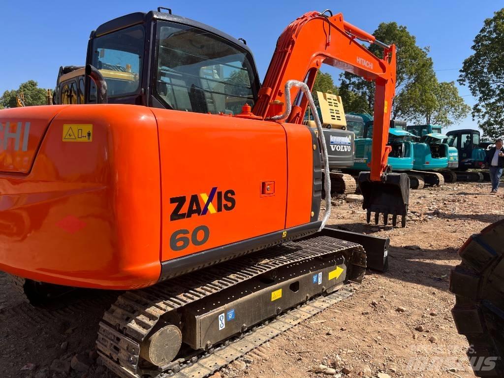 Hitachi ZX 60 Mini Escavadoras <7t