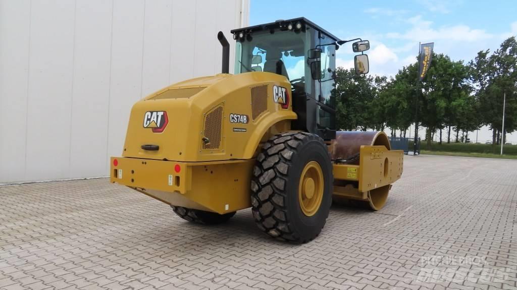 CAT CS 74 B Cilindros Compactadores monocilíndricos