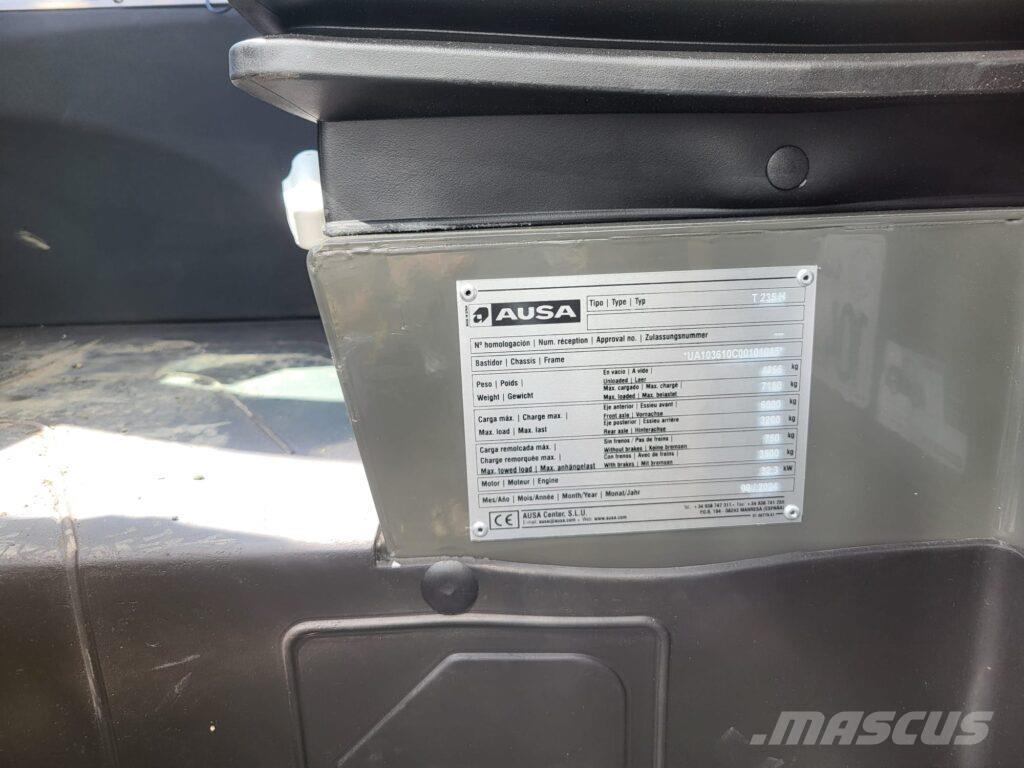 Ausa T235H Carregadoras rodas telescópicas