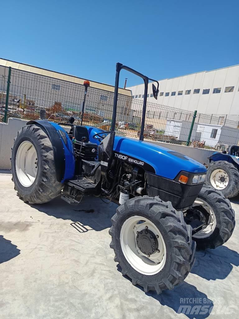 New Holland TN 90 F Tratores Agrícolas usados