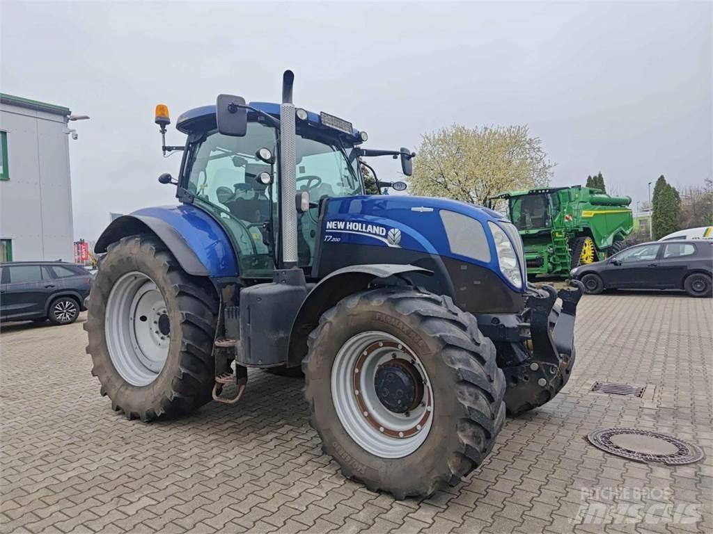 New Holland T7.200 Tratores Agrícolas usados