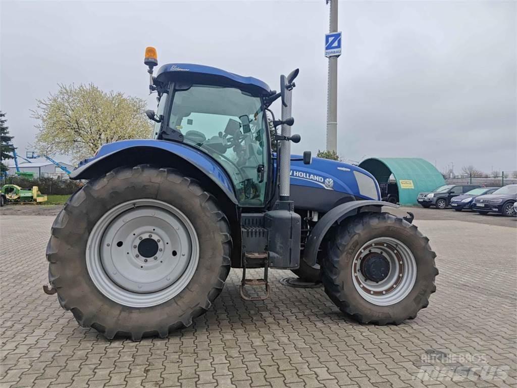 New Holland T7.200 Tratores Agrícolas usados