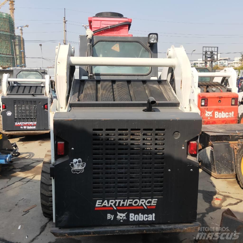 Bobcat S18 Carregadoras de direcção deslizante