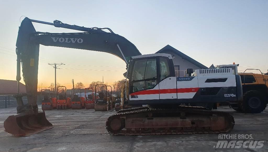 Volvo EC 250 D N L Escavadoras de rastos