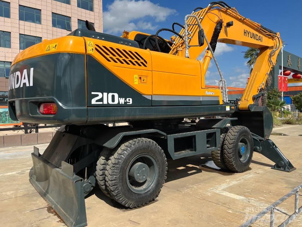 Hyundai R210W Escavadoras de rodas