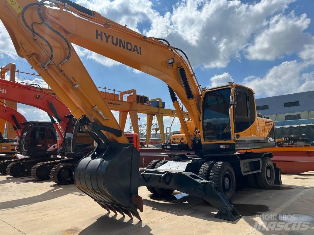 Hyundai R210W Escavadoras de rodas