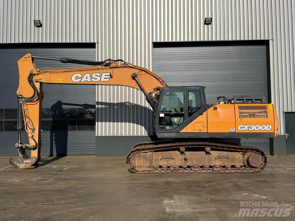 CASE CX300D Escavadoras de rastos