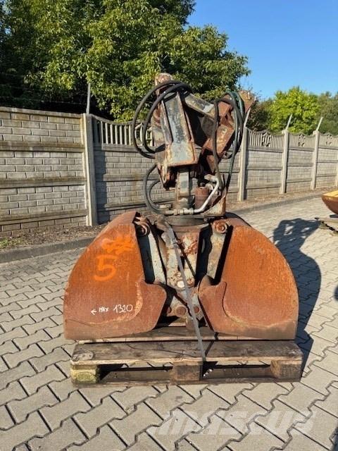 Schaeff USED GRIPPER Garras