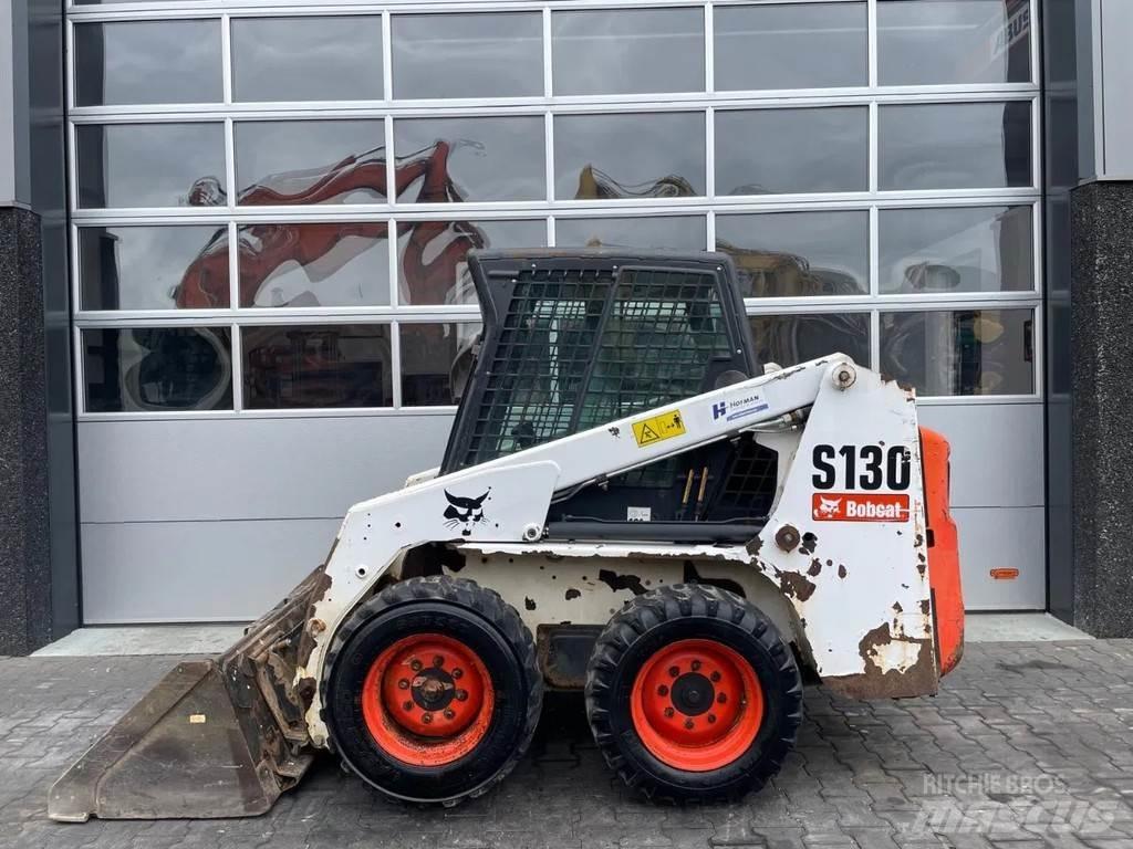 Bobcat S130 Carregadoras de direcção deslizante