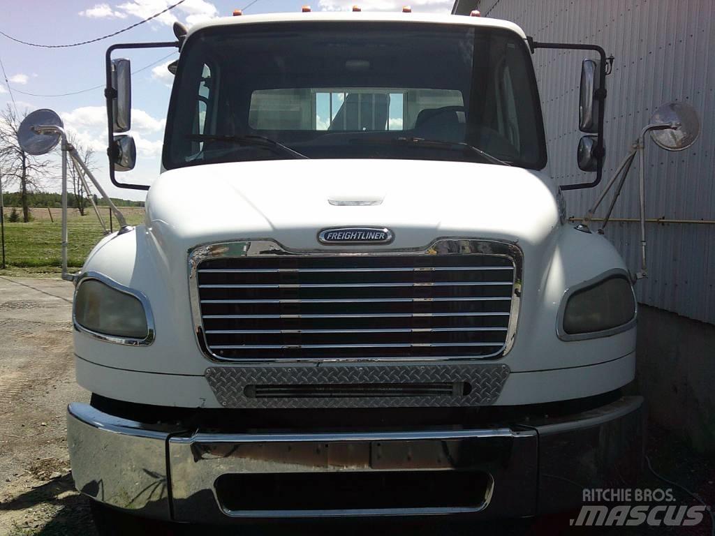 Freightliner M2 Camiões de chassis e cabine