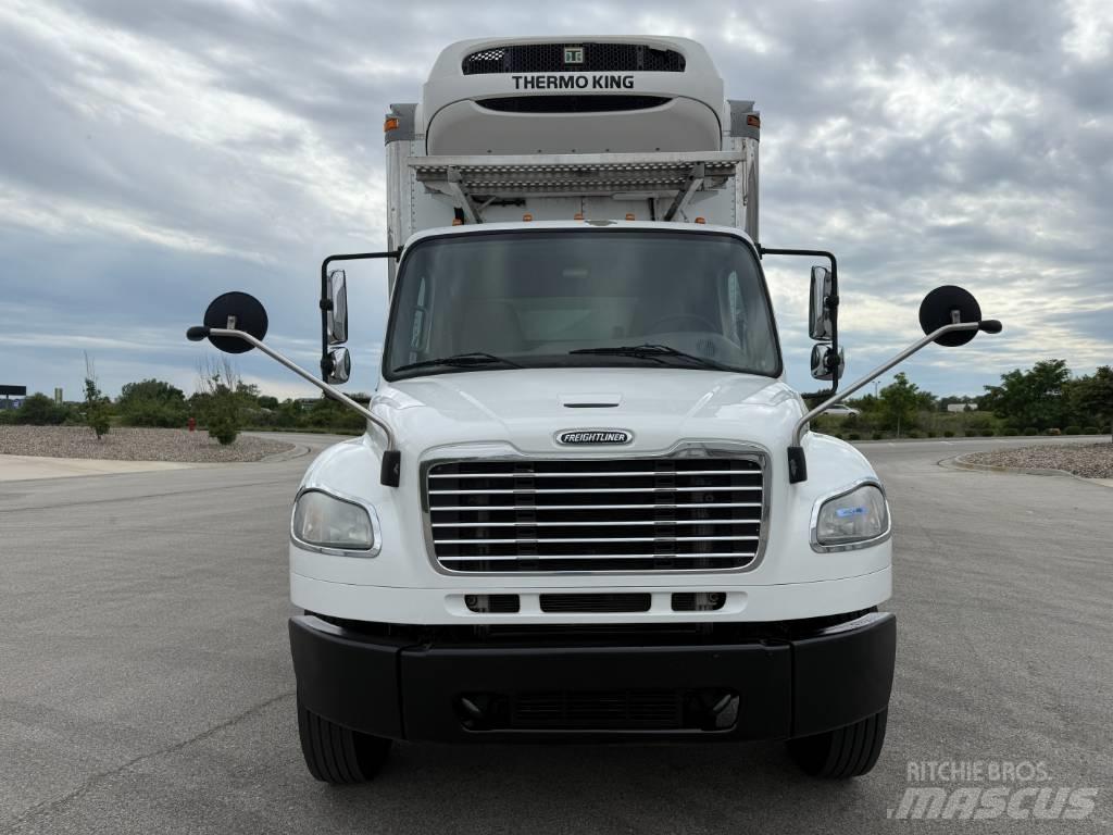 Freightliner M 106 Camiões caixa temperatura controlada
