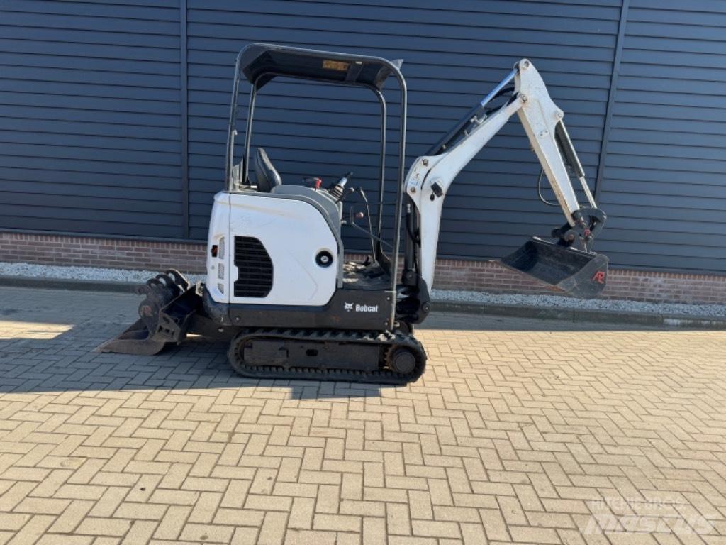 Bobcat E 17 Mini Escavadoras <7t