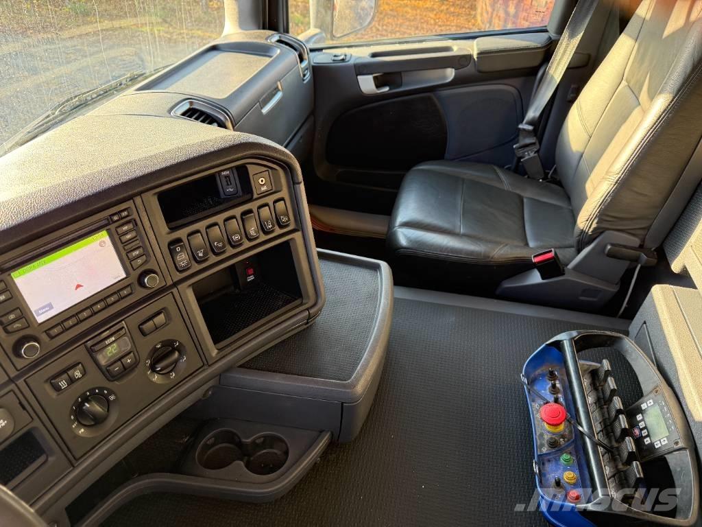 Scania G490 8x2 Camiões caixa desmontável com elevador de cabo