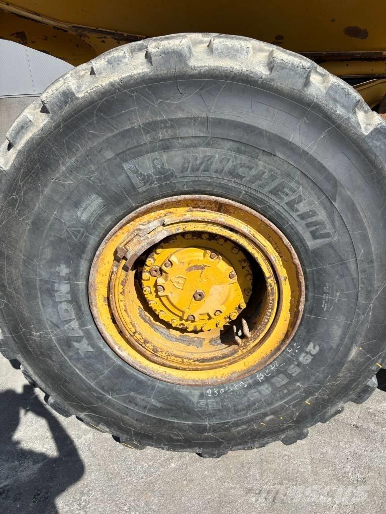 CAT 745 C Camiões articulados