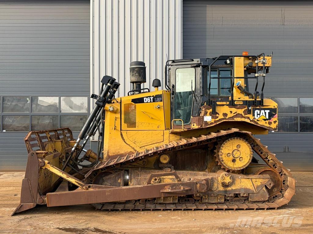 CAT D6T LGP Dozers - Tratores rastos