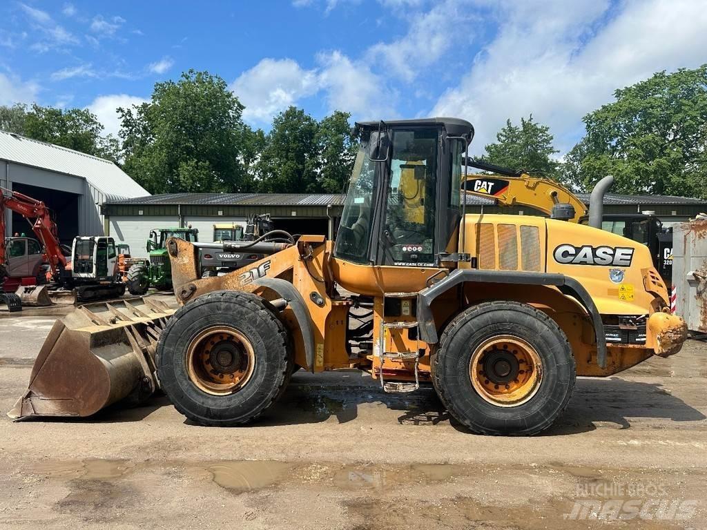 CASE 621 F Pás carregadoras de rodas
