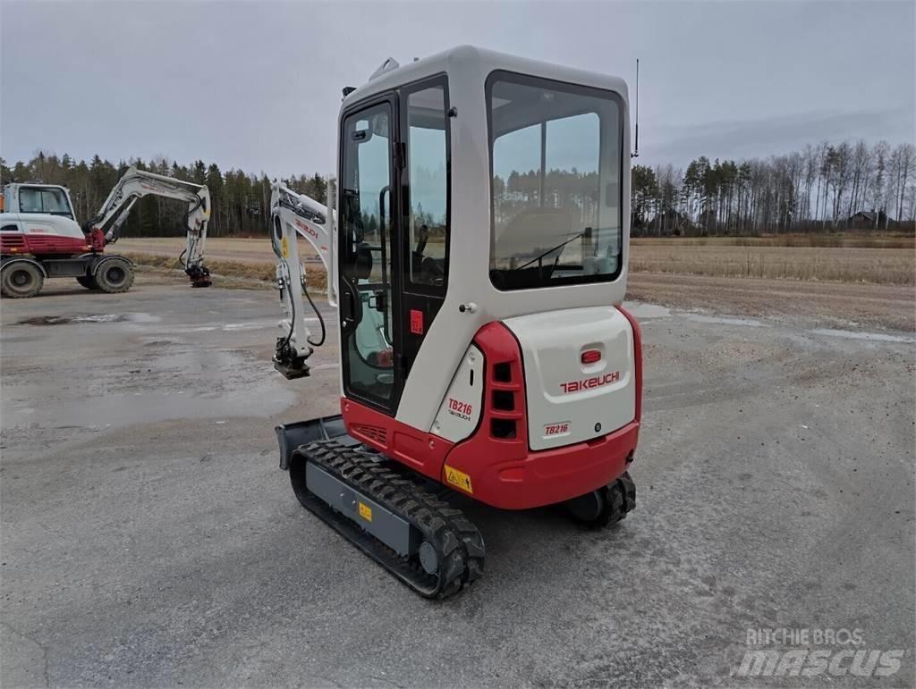 Takeuchi TB 216 Mini Escavadoras <7t