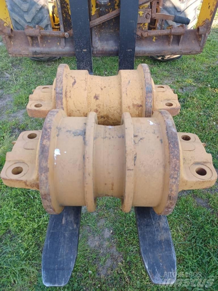Komatsu D 155 Rastos, correntes e material rodante