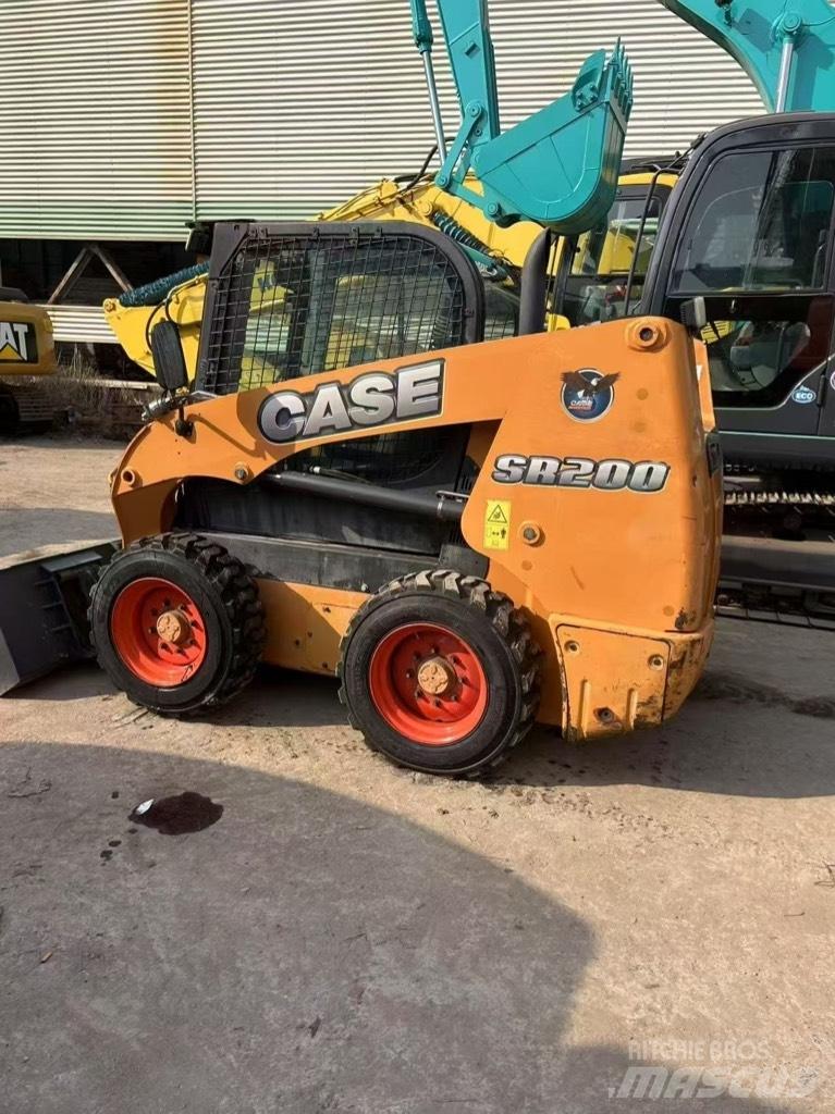 CASE SR 200 Carregadoras de direcção deslizante