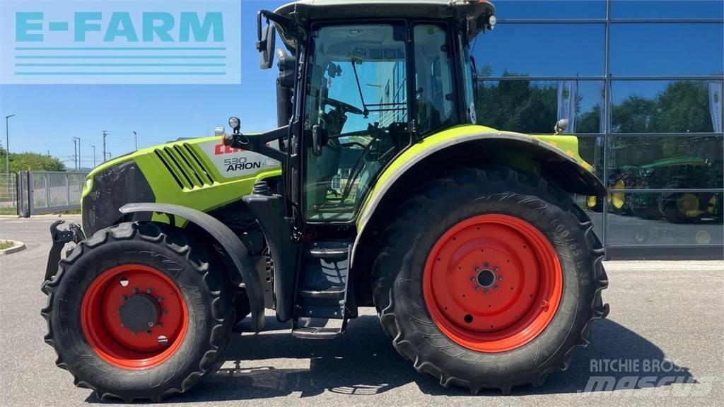 CLAAS ARION 530 Tratores Agrícolas usados