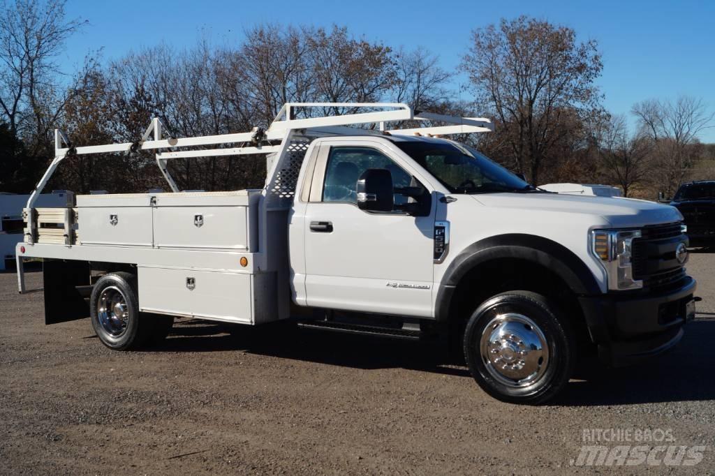 Ford F 550 XL SD Camiões estrado/caixa aberta