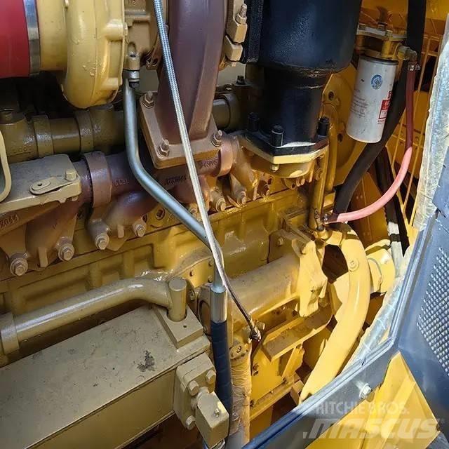 Shantui SD 22 Dozers - Tratores rastos