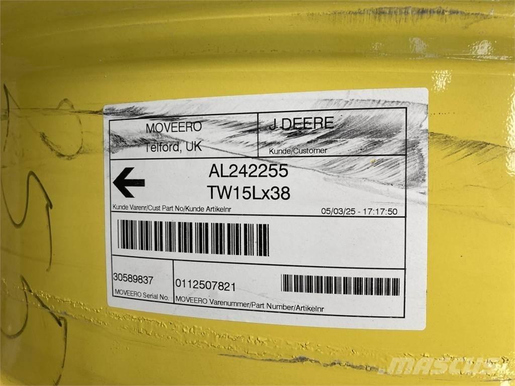 John Deere 15x38 Pneus Agrícolas
