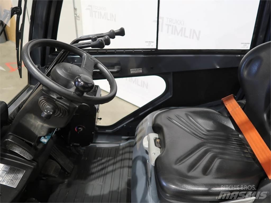 Toyota 02-8FGF25 Empilhadores a gás