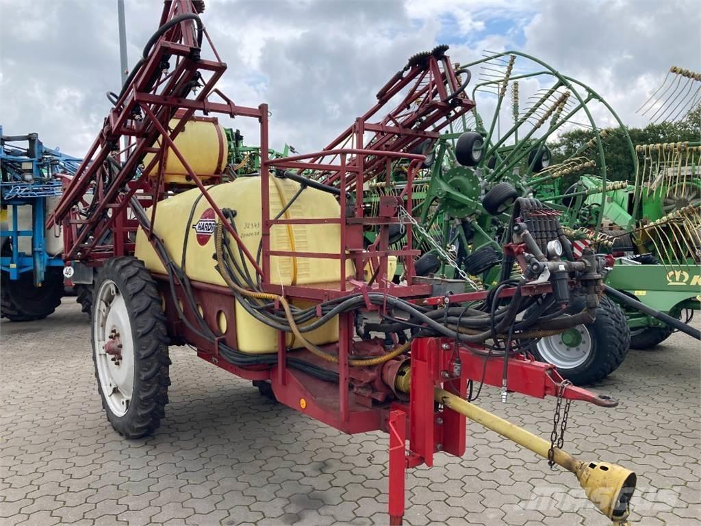 Hardi TYZ 2400 Pulverizadores rebocados