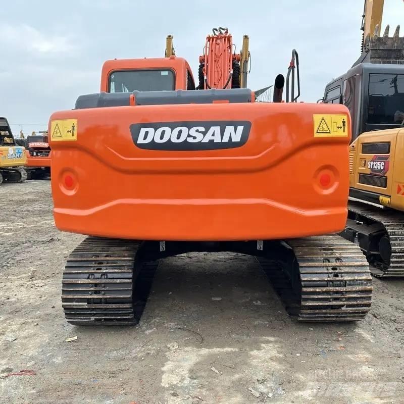 Doosan DX150 Escavadoras de rastos