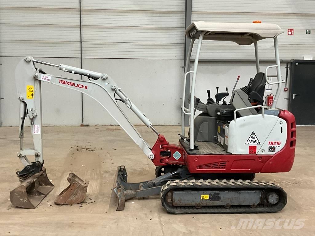 Takeuchi TB 216 Mini Escavadoras <7t