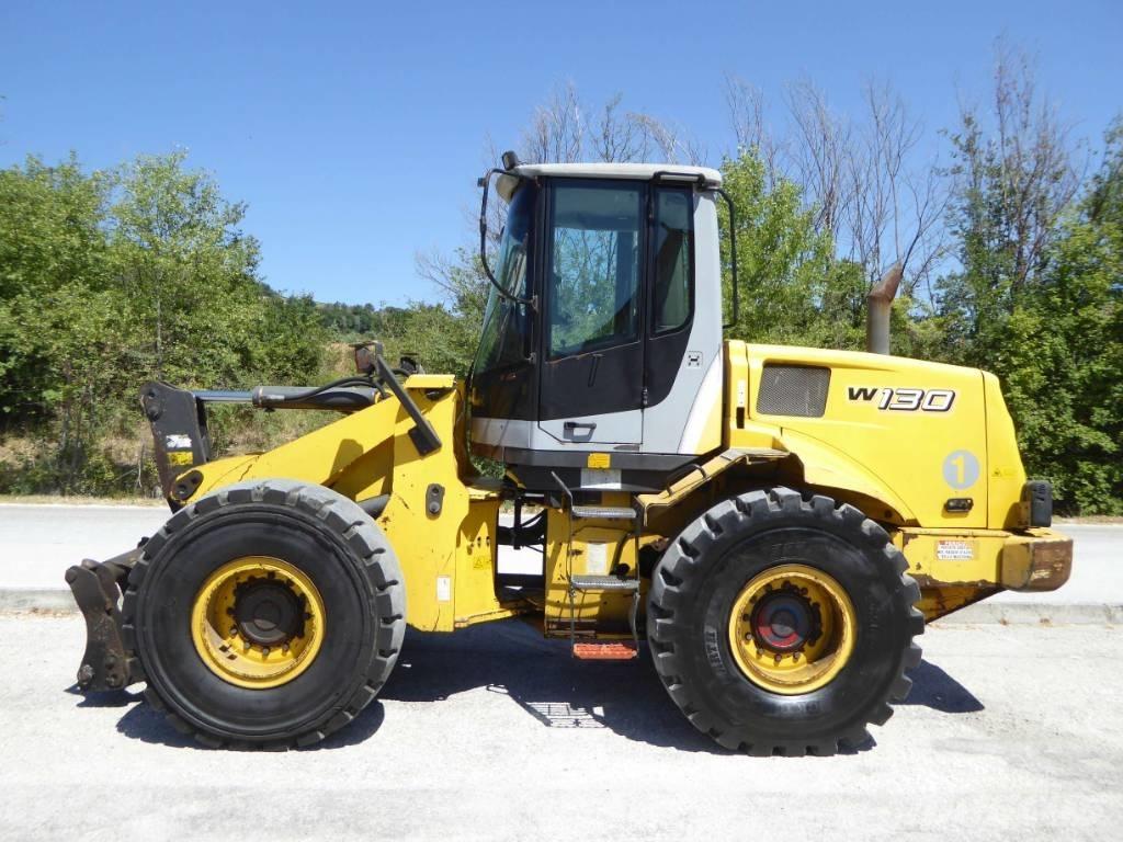 New Holland W130 Pás carregadoras de rodas