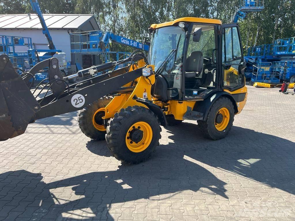 JCB 406 Pás carregadoras de rodas