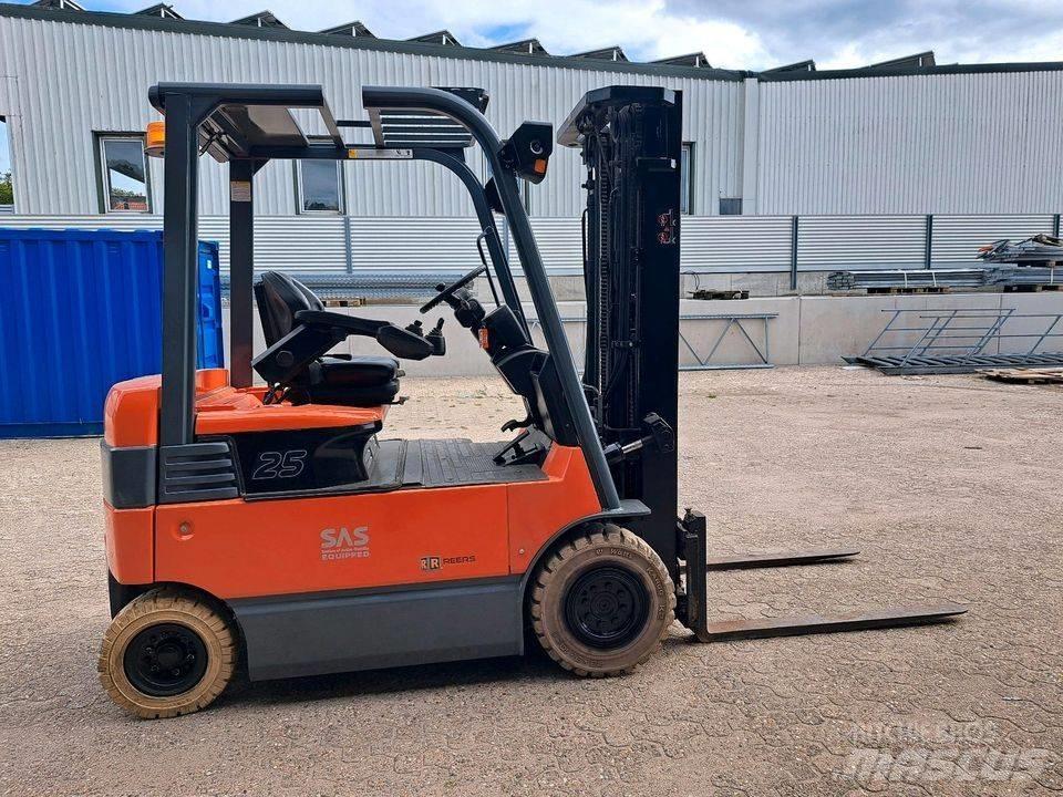 Toyota 7FBMF25 Construção - Outros
