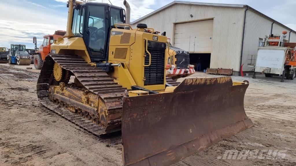 CAT D 6 N LGP Dozers - Tratores rastos