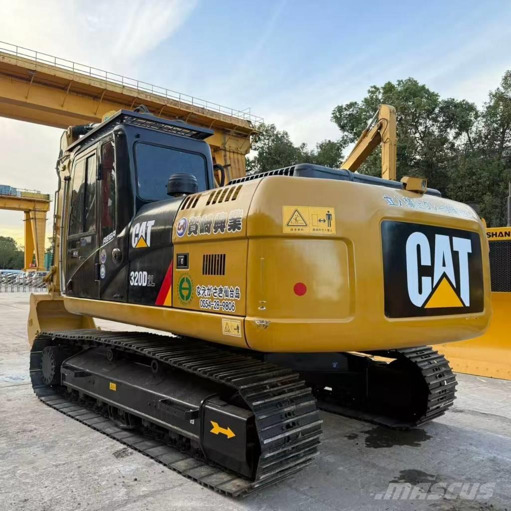 CAT 320D2 Mini Escavadoras <7t