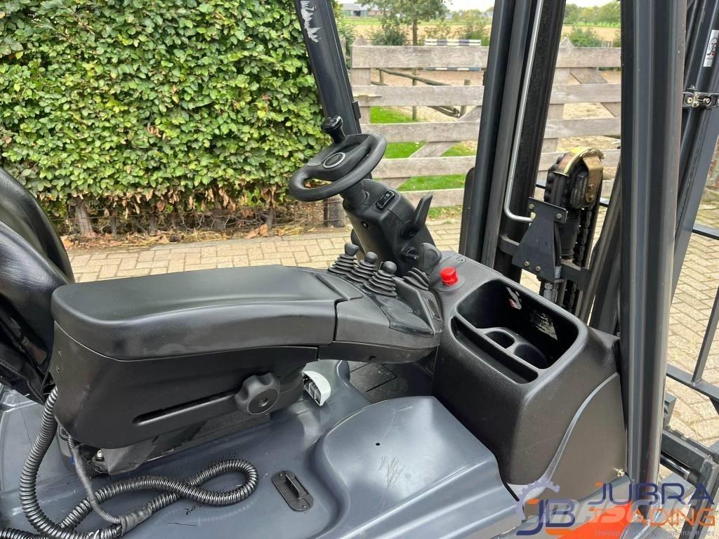 Linde E14-02 Empilhadores eléctricos