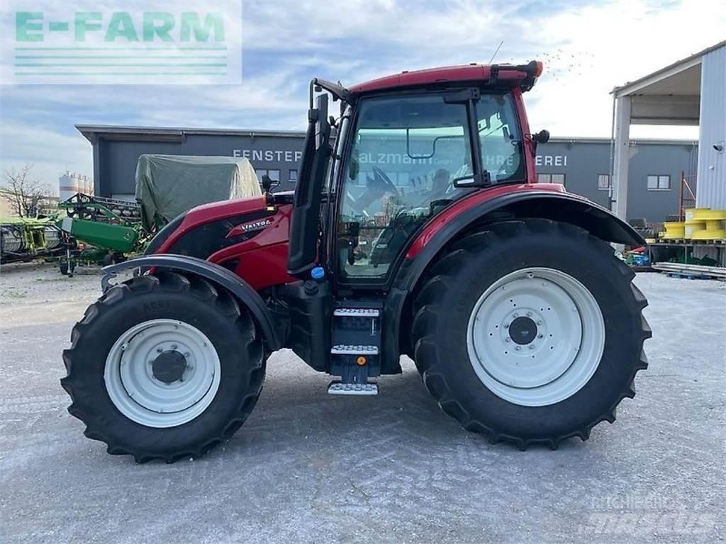 Valtra n155 Tratores Agrícolas usados