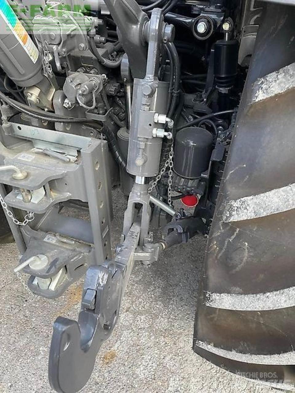 Valtra n155 Tratores Agrícolas usados