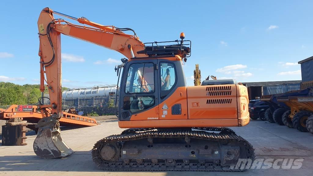 Doosan DX160LC-3 Escavadoras de rastos
