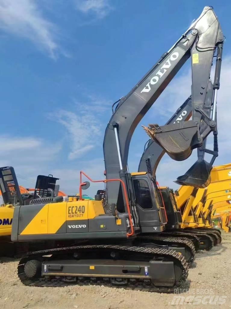 Volvo EC 240 Escavadoras de rastos