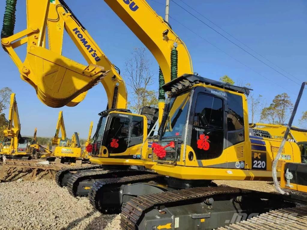 Komatsu PC 220-8 Escavadoras de rastos