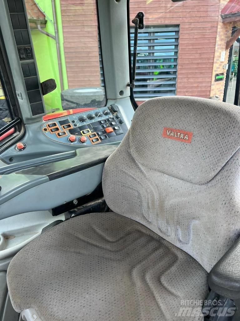 Valtra N 163 Tratores Agrícolas usados