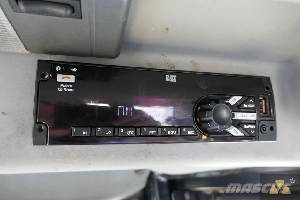 CAT D9T Dozers - Tratores rastos