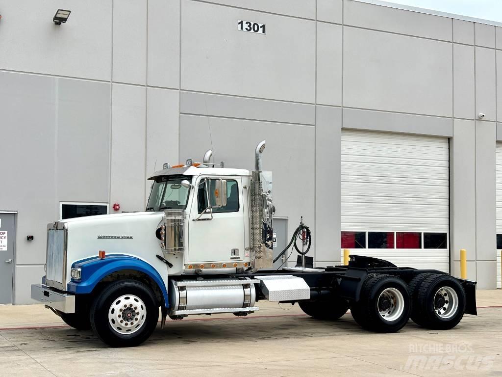 Western Star 4900 Tractores (camiões)