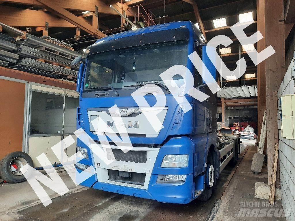 MAN TGX 26.440 Camiões caixa desmontável com elevador de cabo